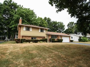 186 Kartes Dr, Rochester, NY 14616