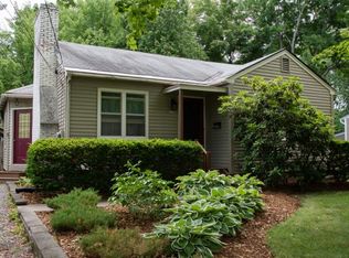 106 1/2 Iroquois Ave, Essex Junction, VT 05452