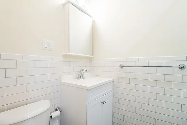 Rented by EXR | media 5