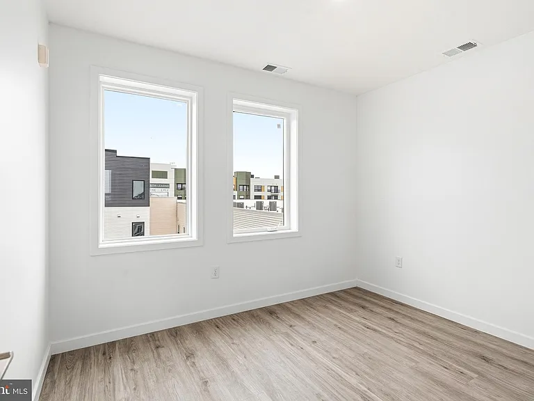 915 N Broad St #17-604 — Photo 8