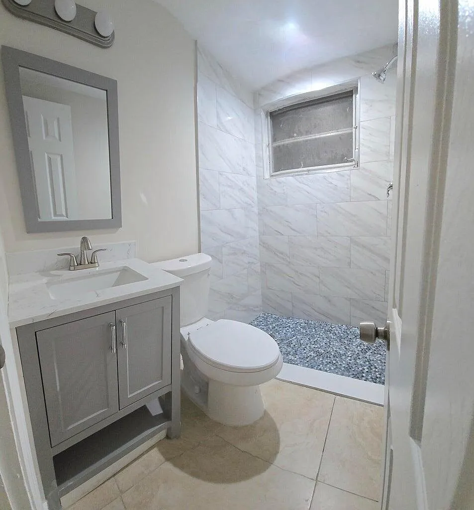 Building Photo - 331 Walton Blvd #5