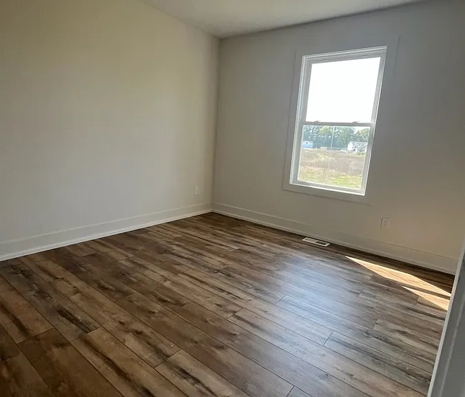 3228 Babylon Rd — Photo 5