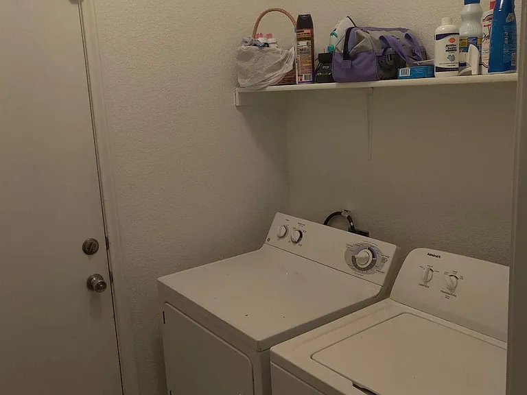 6400 Ken Caryl Dr — Photo 30