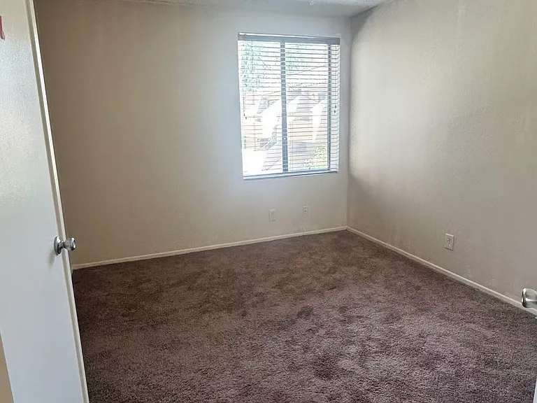 1480 W Edgehill Rd #68 — Photo 2