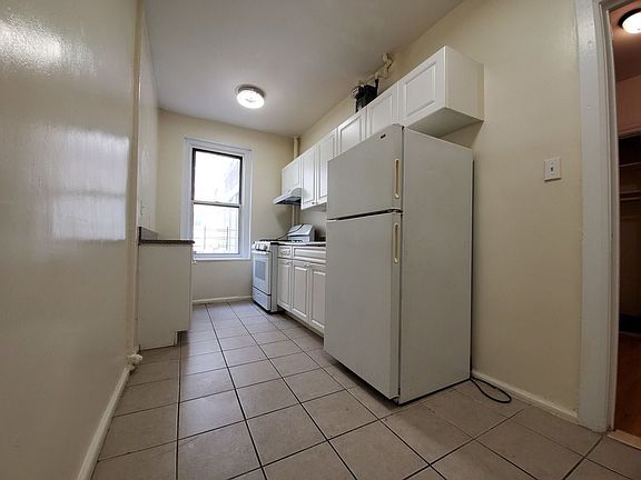 2nd image of 233 W 233rd St APT 2A