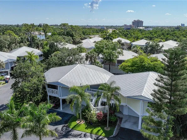 950 Moody Rd APT 131, North Fort Myers, FL 33903
