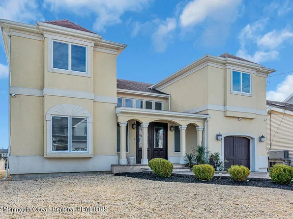 15 W Granada Drive, Brick, NJ 08723