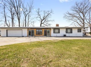 21792 County Road 10, Elkhart, IN 46514