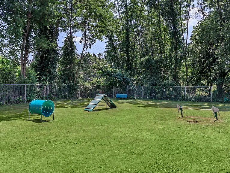 Woodcliff Estates — Photo 17