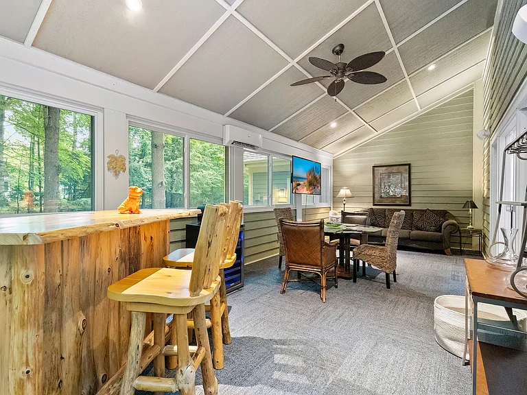 13217 Three Oaks Rd — Photo 22