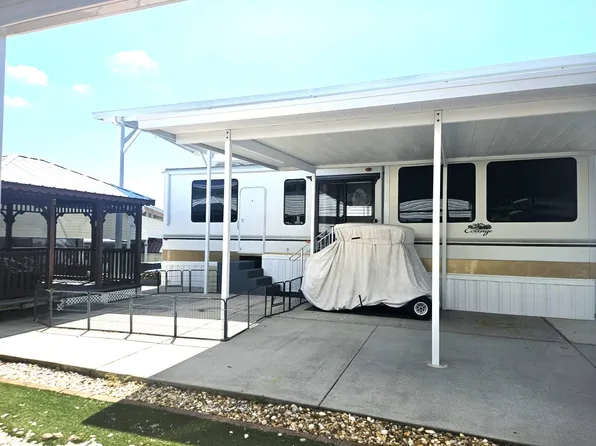 317 Broken Woods Blvd, Davenport, FL 33837