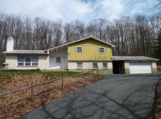 179 Tomhicken Rd, Sugarloaf, PA 18249
