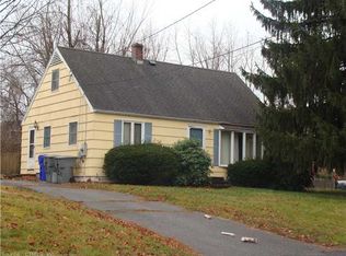 46 Meadowlark Rd, Enfield, CT 06082