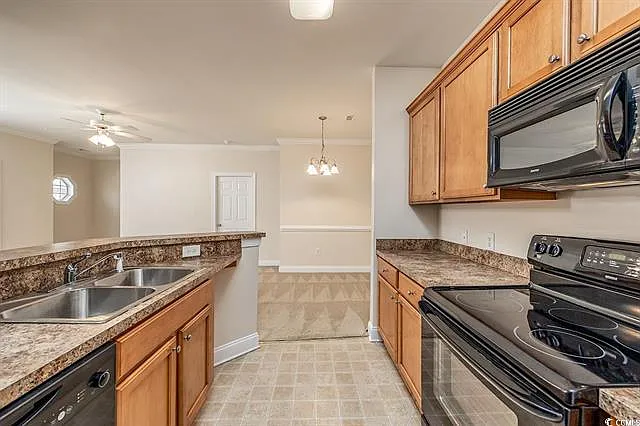 2037 Silvercrest Dr #16-H — Photo 22