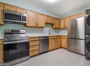 15115 Interlachen Dr #3-1020, Silver Spring, MD 20906