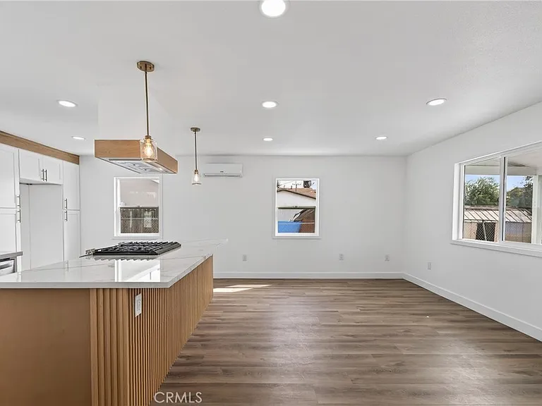 1095 E Phillips Blvd — Photo 9