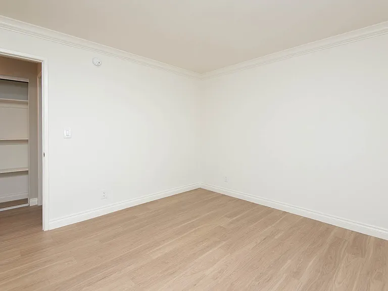 12756 Caswell Ave #102 — Photo 9