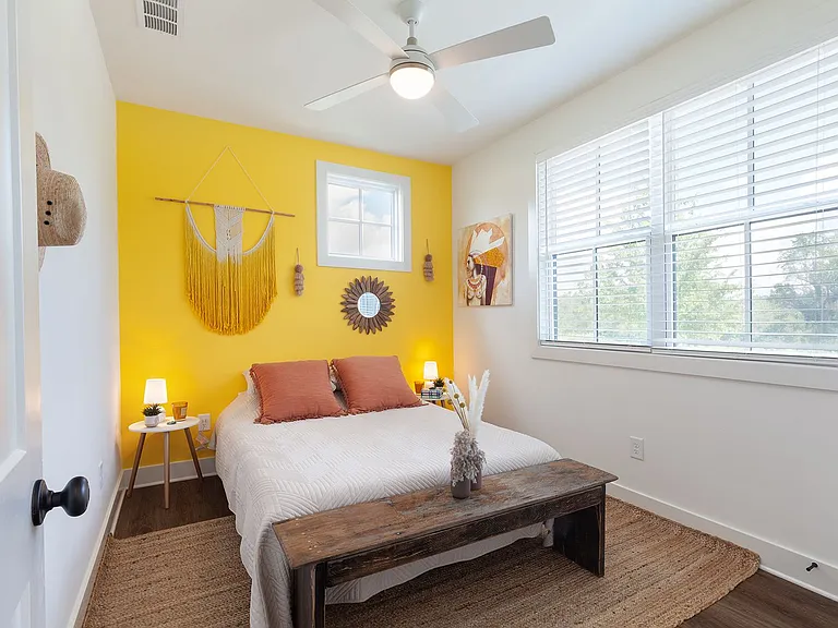 1210 Zebrawood Ct SE — Photo 4
