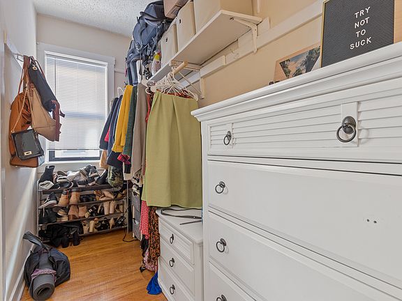 3rd image of 2237.5 N Bissell Ave #3W