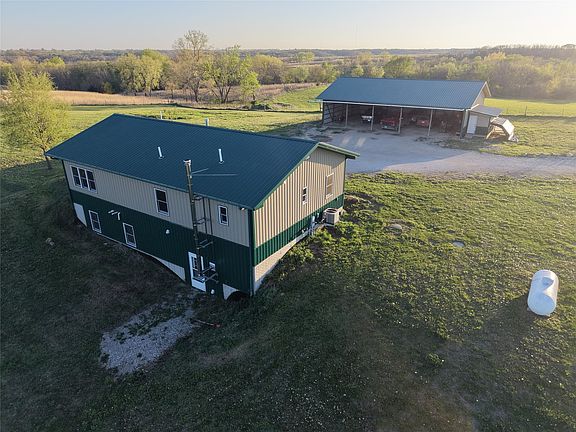 2nd image of 3234 Clanton Creek Rd
