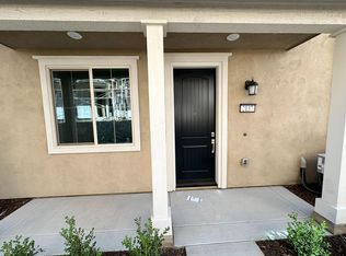 2137 Emerald Grotto, Upland, CA 91786