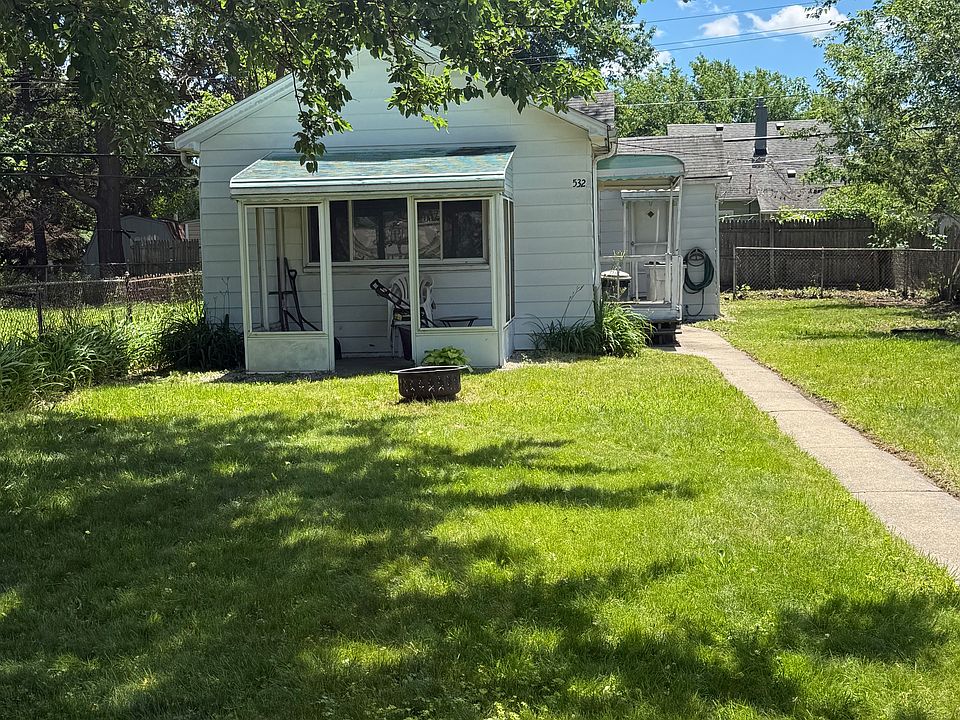 1st image of 532 E Bernhard Ave