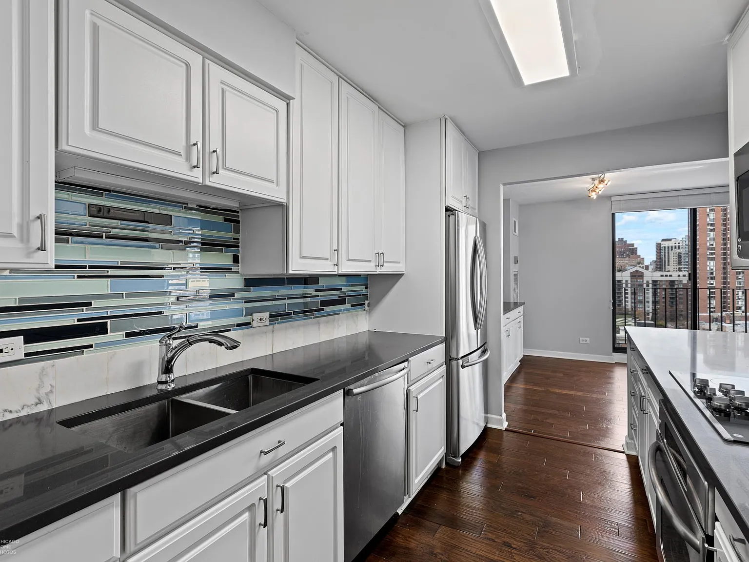 2 bed, 1250 sqft, $3,800 — Photo 2