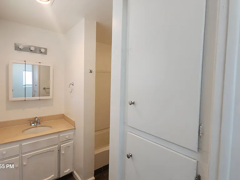 129 E Santa Ana St — Photo 3