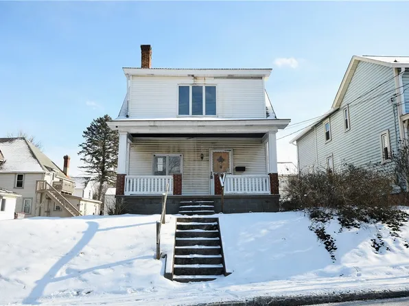 615 Maple St, Coraopolis, PA 15108