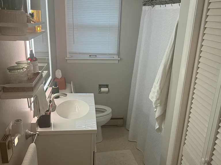 227 W Caracas Ave #C — Photo 6