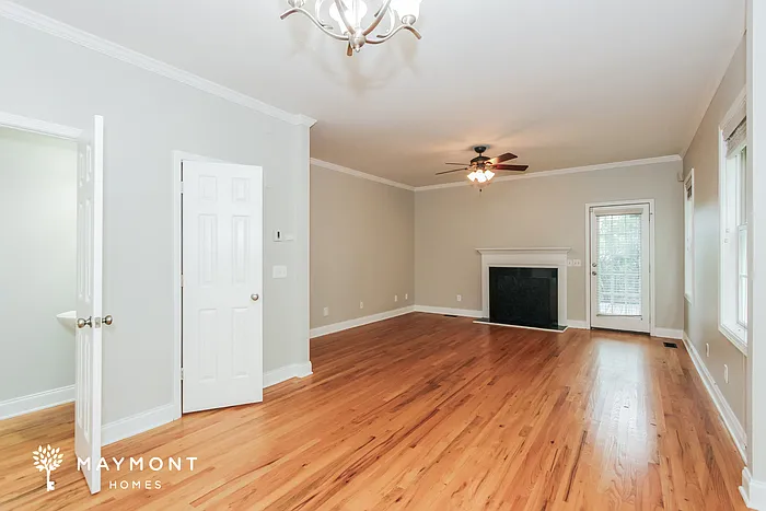 332 Byron Rd — Photo 5