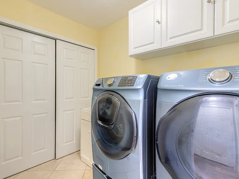 63 E Bayshore Dr — Photo 26