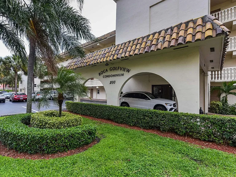 200 E Royal Palm Rd #4080 — Photo 25
