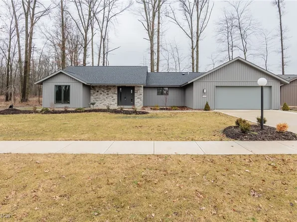 9040 Riverwood Dr #6726, North Ridgeville, OH 44039