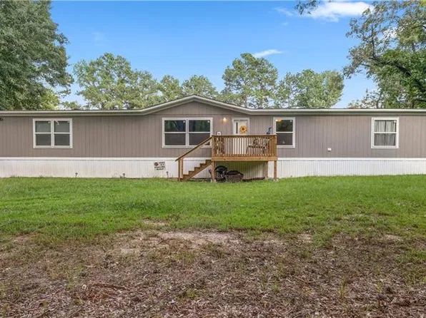 134 Central Hog Farm Rd, Pineville, LA 71360
