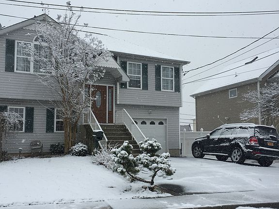 2nd image of 2587 Bellmore Ave
