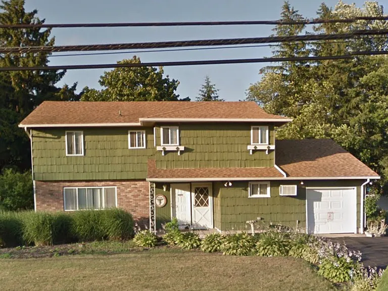 379 Old Town Rd — Photo 1