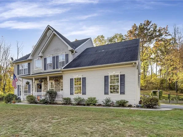 109 Palomino Cir, Bangor, PA 18013