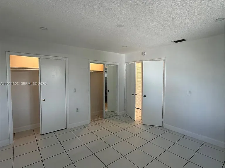 17150 NE 23rd Ave #10 — Photo 7
