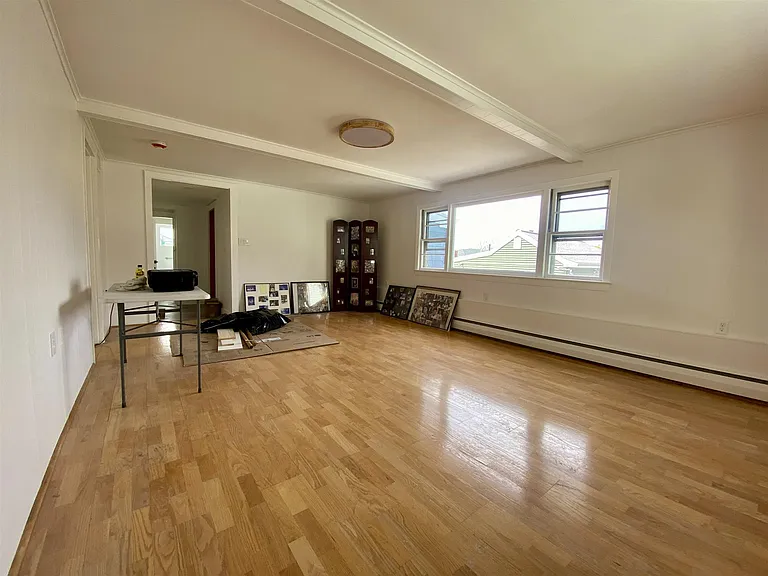 35 Gore St #3 — Photo 5