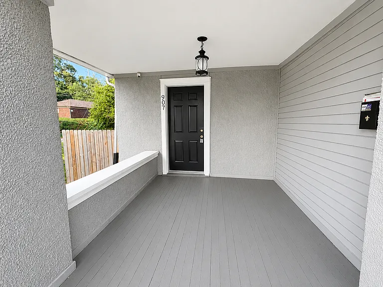 907 Pershing Ave — Photo 21