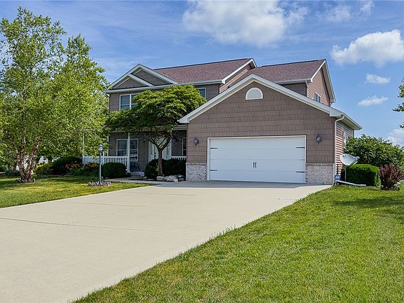 2nd image of 1618 English Oak Dr