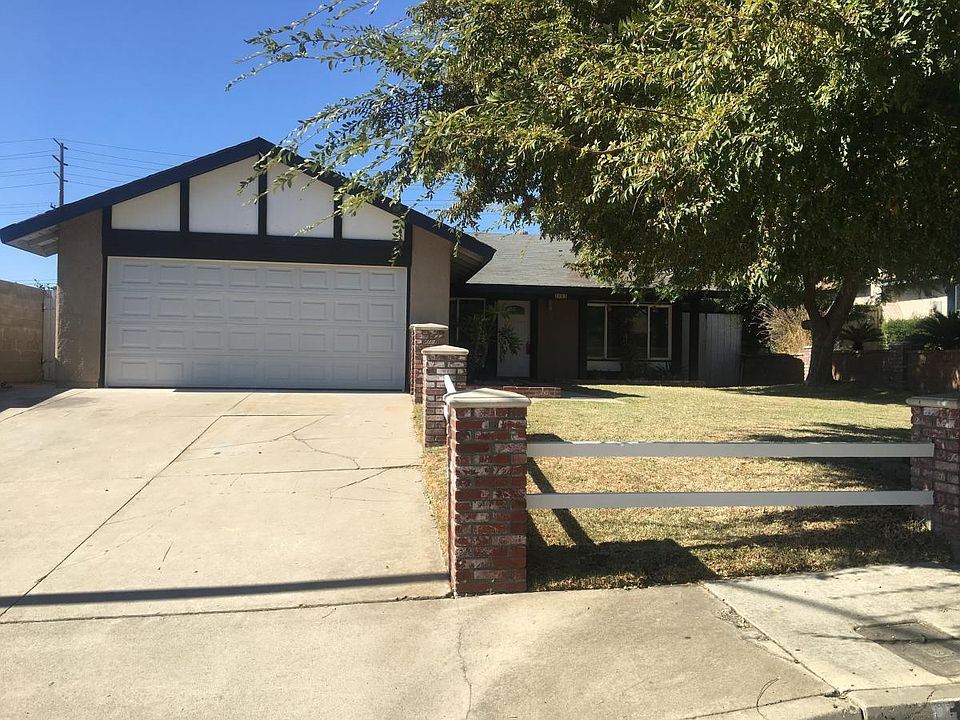 1st image of 1661 La Paz Ave