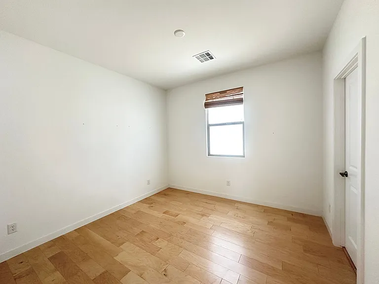 513 Monarch Ridge Ct — Photo 19
