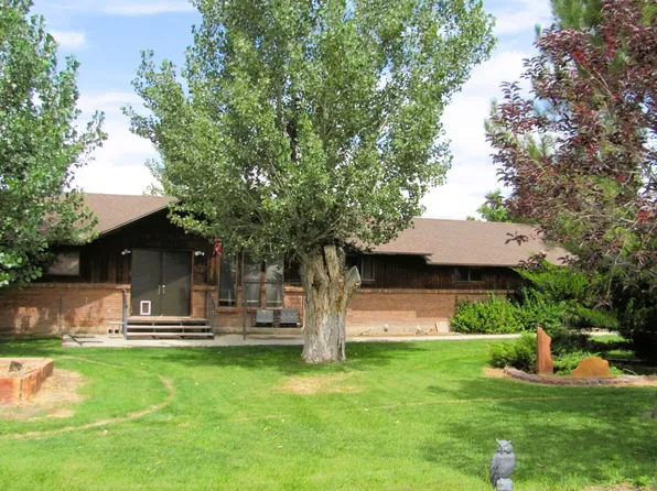 690 E 100 N, Wellington, UT 84542