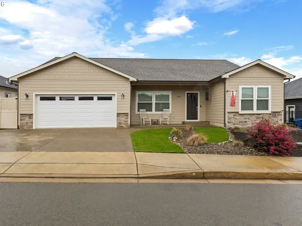 888 Medina Ave, Sutherlin, OR 97479