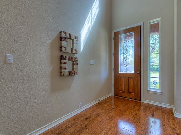 5th image of 7516 Black Mountain Dr