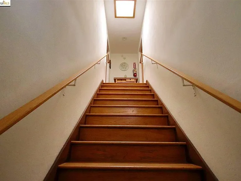 1612 Hopkins St #3 — Photo 2