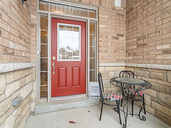 4th image of 54 Greenwood Dr