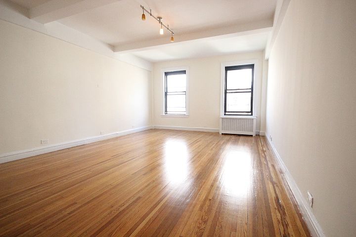 1st image of 20 W 84th St APT 7